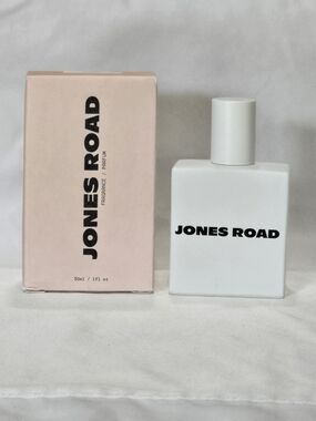 Jones Road White Bottle with Soft Pink Box